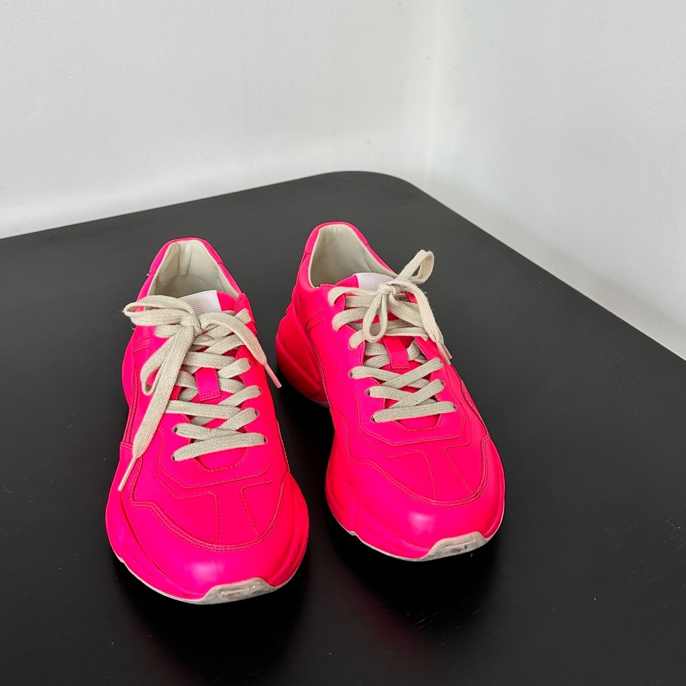 Gucci Rhyton Hot Pink Neon Leather Low Top Sneakers – Size 37